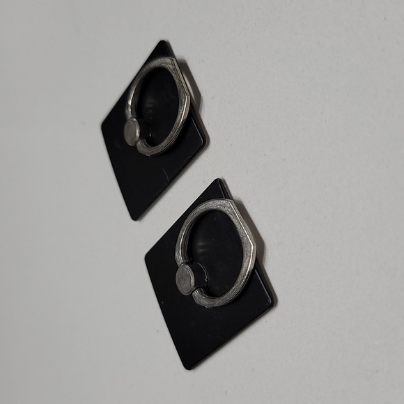 Set of 2 - Loop Phone Grip - Picture 3 of 6